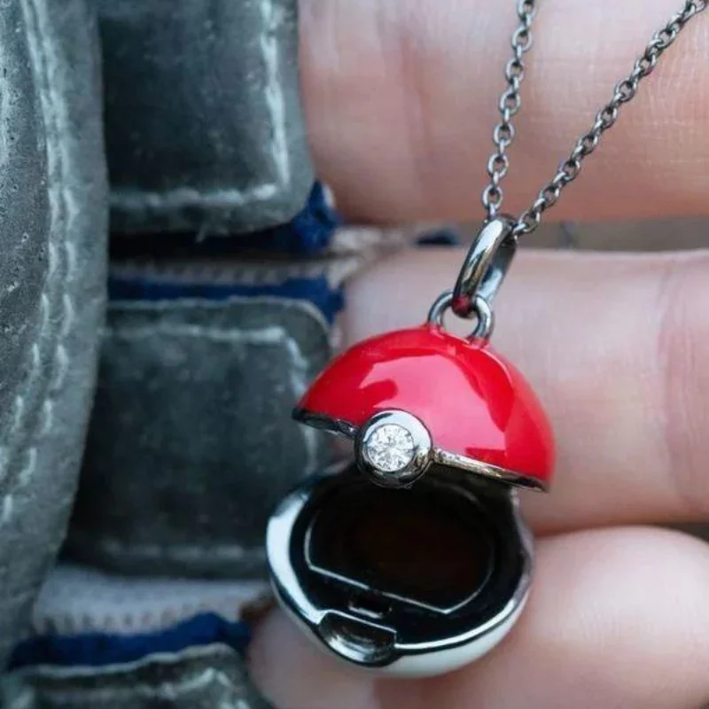 Poke Ball Necklace Pokemon Fig - Pokeball Cosplay Prop recension och pris