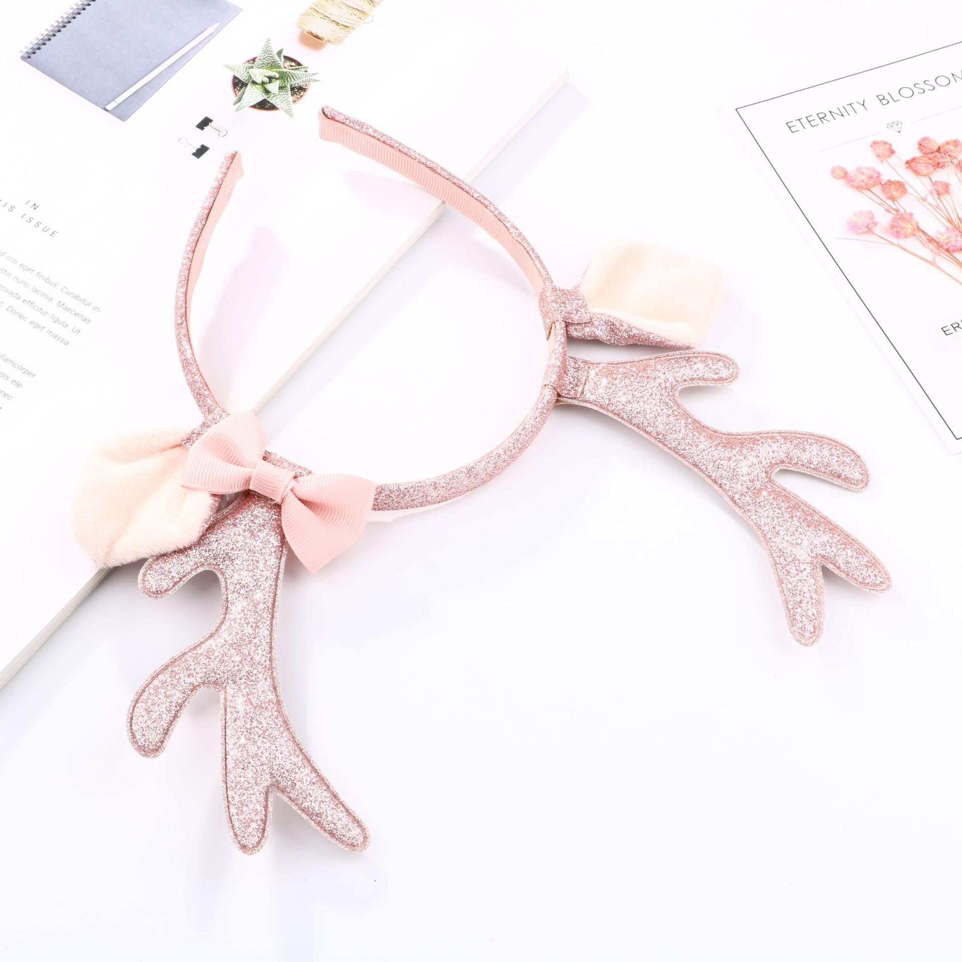 Cute Pink Glitter Reindeer Ant - Cosplay Prop Bow recension och pris